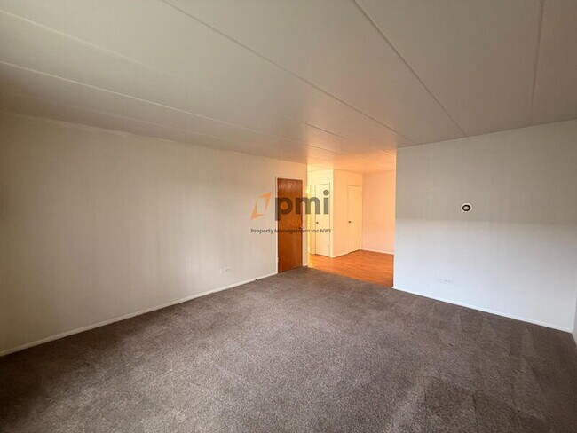 Building Photo - 111 Harrington Ave