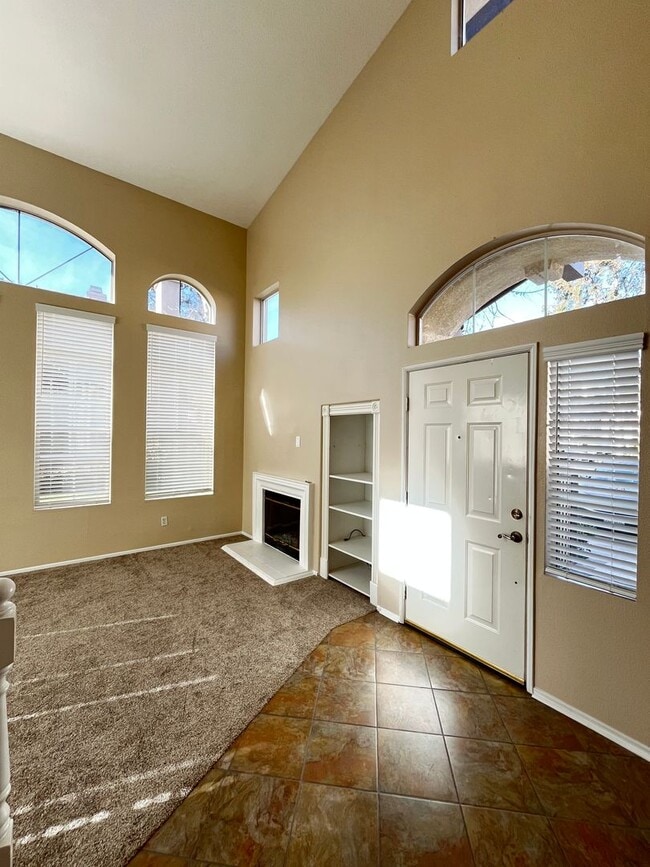 Building Photo - PICTURE PERFECT!  3 BR/3 BA END UNIT CONDO with DIRECT ACCESS 2 CAR GARAGE