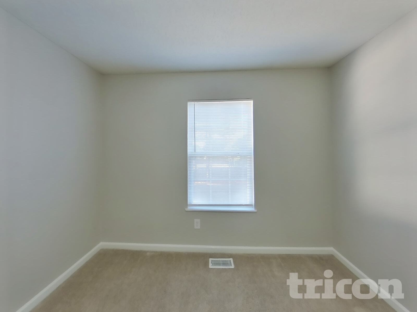 Building Photo - 131 Quiet Grove Dr
