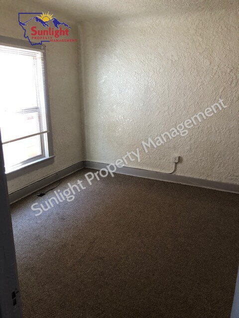 Building Photo - 7 Montana Ave