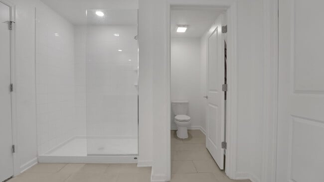 Building Photo - 5310 Preserve Blvd