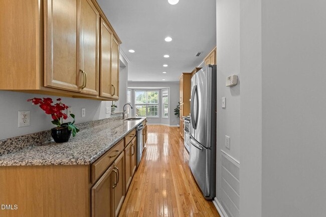 Building Photo - 6809 Middleboro Dr