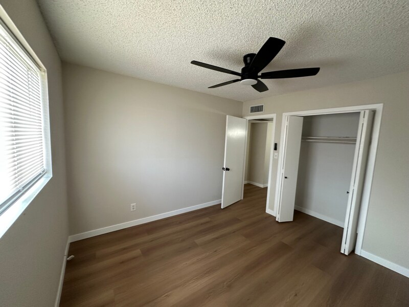 Building Photo - 740 Tiger Lilly Ln