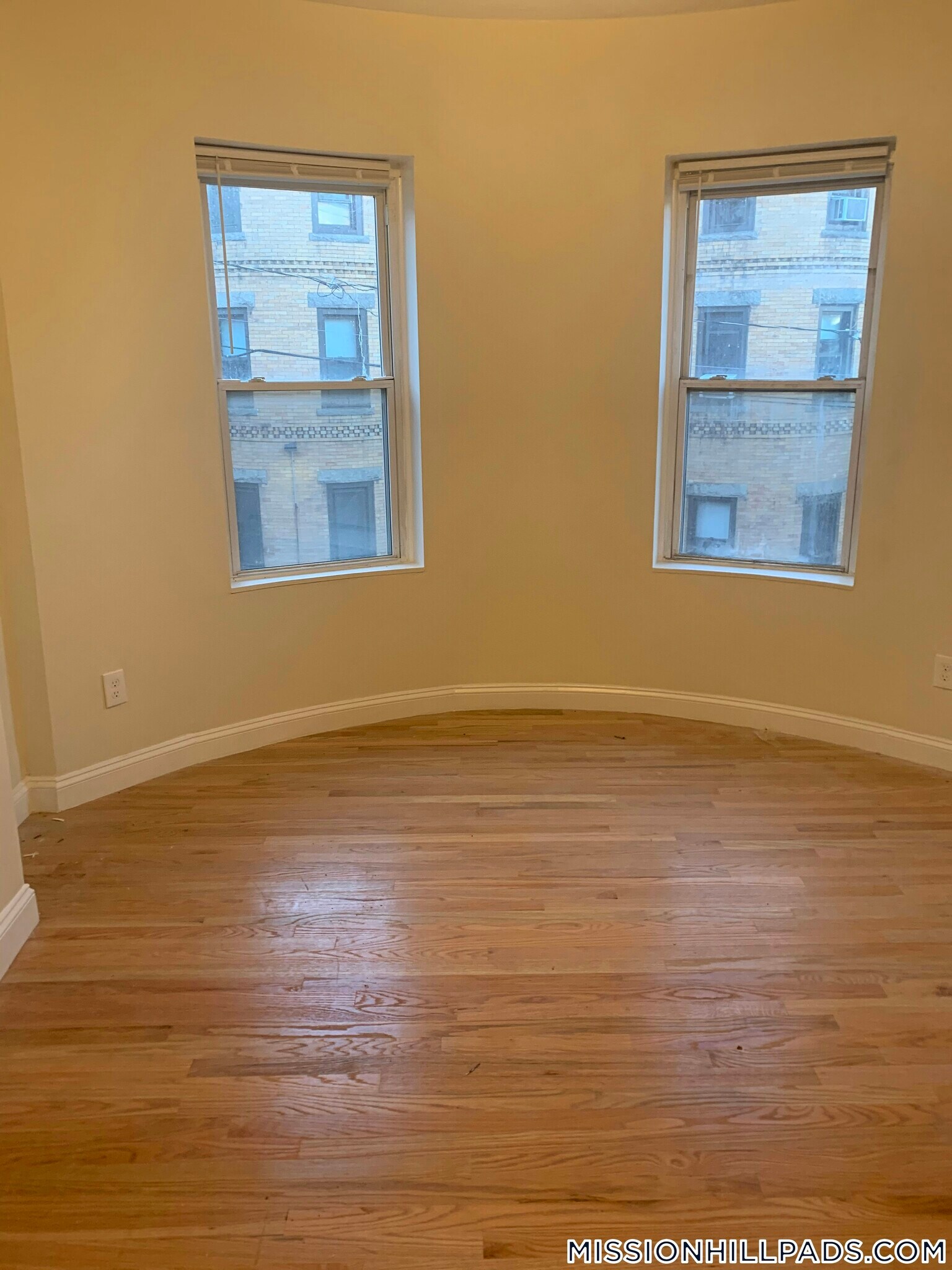 Building Photo - 16 Wait St