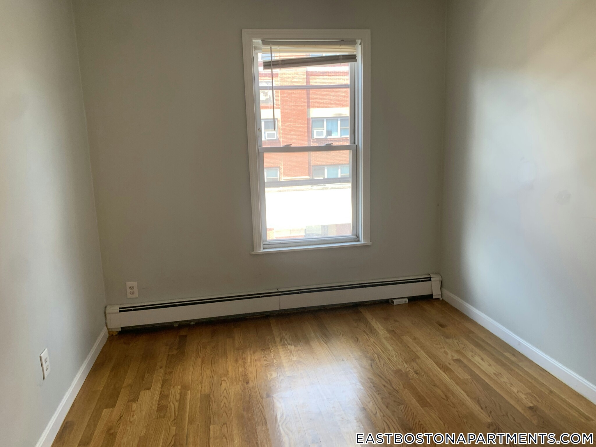 Building Photo - 345 Meridian St