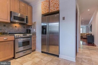 Building Photo - 42 Rhode Island Ave NW