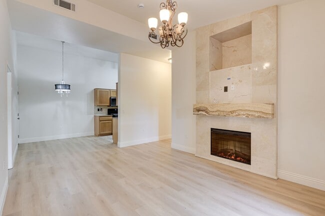 Building Photo - Charming 3 Bedroom Rental with Fireplace, ...