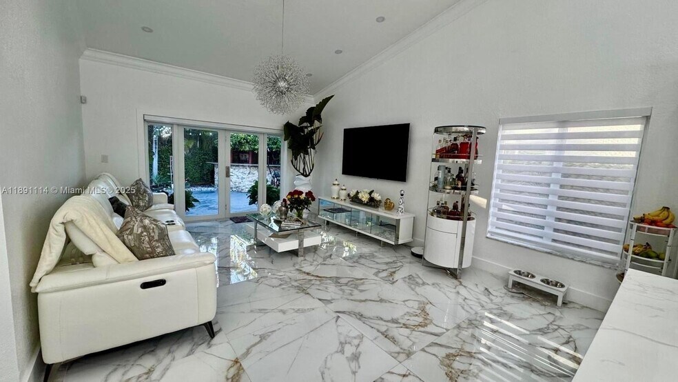 Building Photo - 11500 SW 153rd Ave
