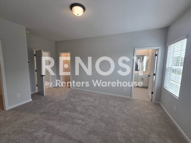 Building Photo - 2907 Beaconwood Ct