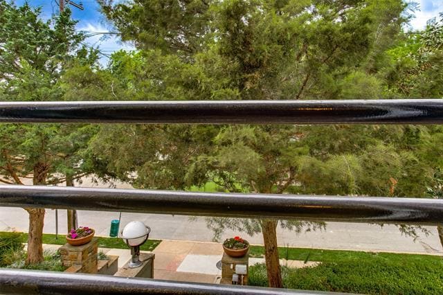 Building Photo - 4414 Buena Vista St