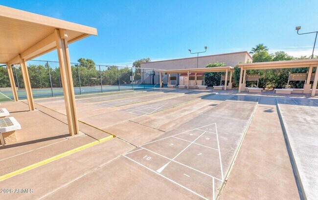 Building Photo - Discover comfortable living in this long term furnished or unfurnished home in Leisure World a 45...