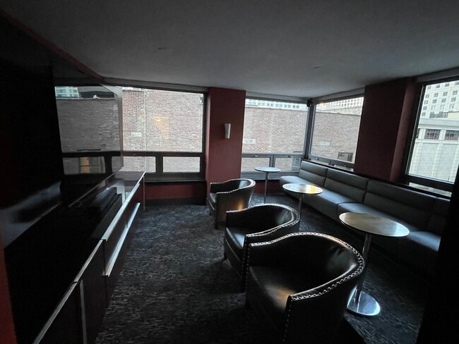 Building Photo - 440 N Wabash Ave