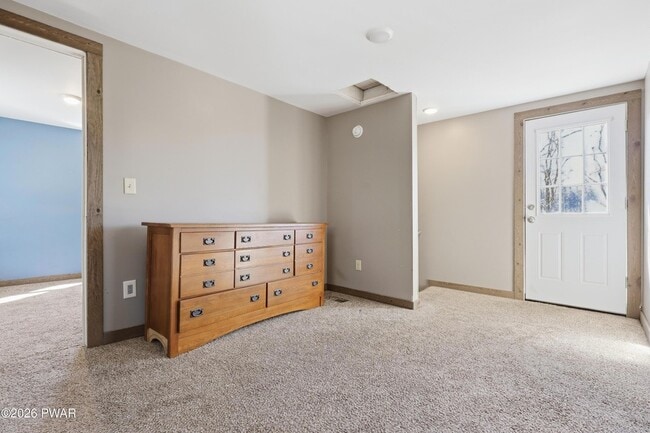 Building Photo - 760 Hudson St