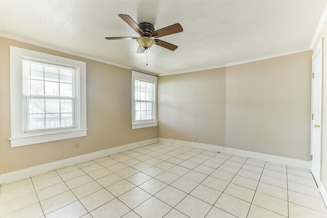 Building Photo - 1818 23rd St