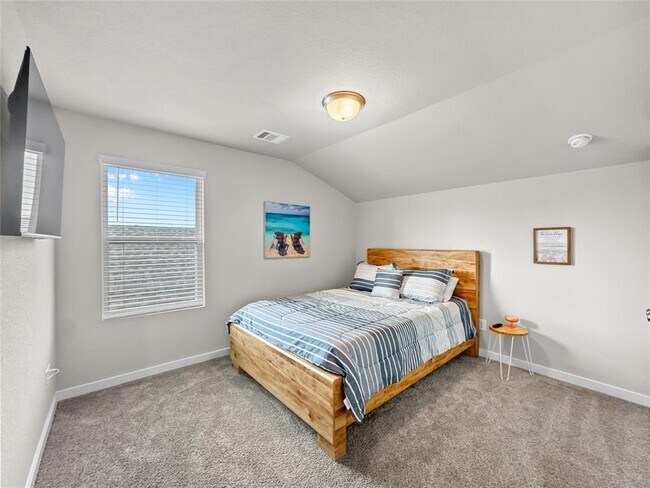 Building Photo - 18602 Etta Pnes Cir