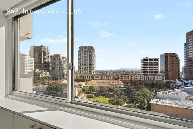 Building Photo - 969 Hilgard Ave