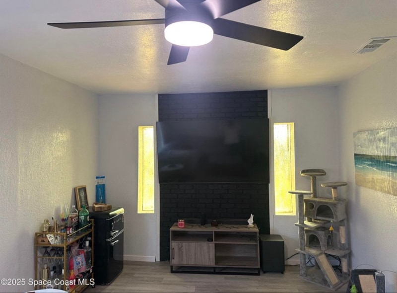 Building Photo - 3782 Catalina Dr