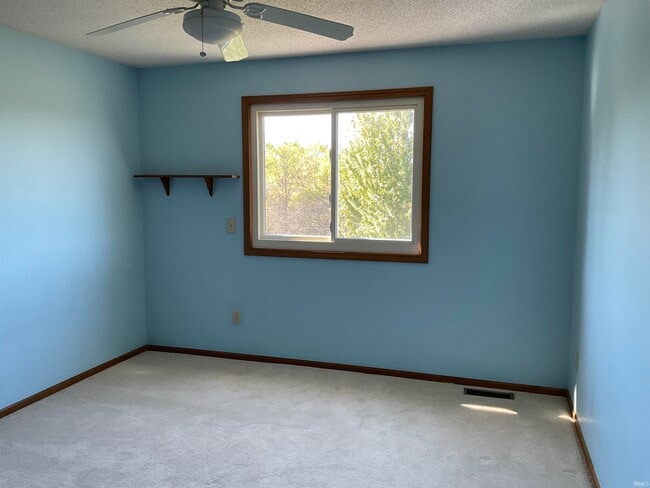 Building Photo - 9930 Valley Vista Pl