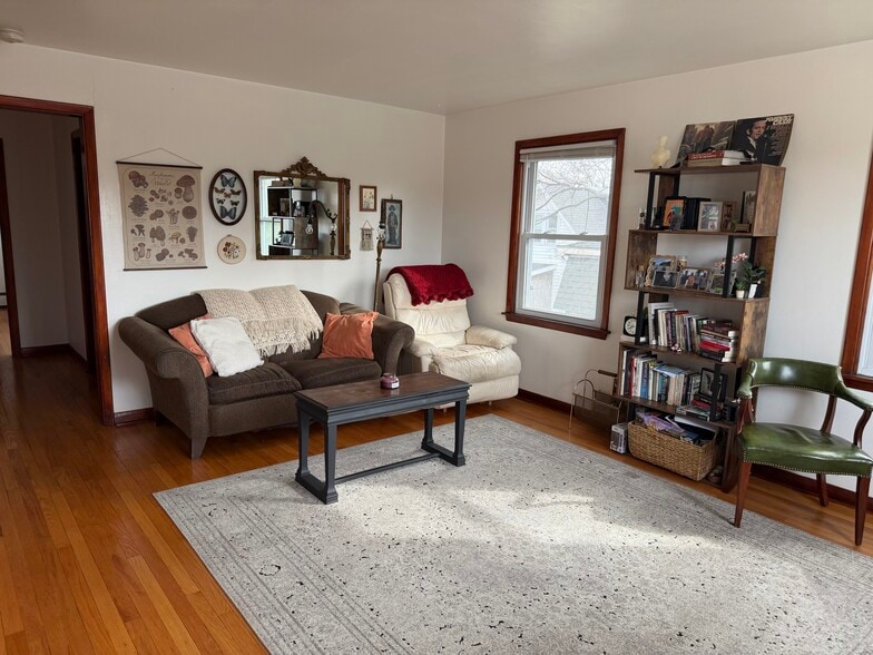 Open layout, lots of options for decorating - 2113 N Sherman Ave