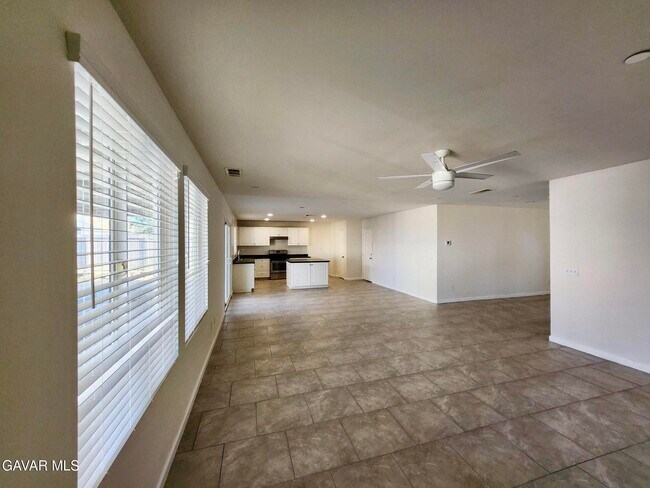 Building Photo - 43256 Carol Dr