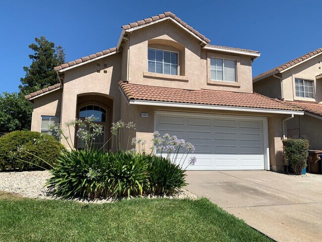 Primary Photo - Fantastic Antioch Home!