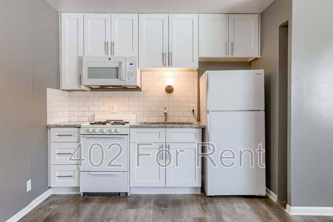 Building Photo - 1015 N 47th Ave