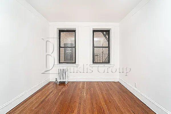 Building Photo - 1 bedroom in ASTORIA NY 11102