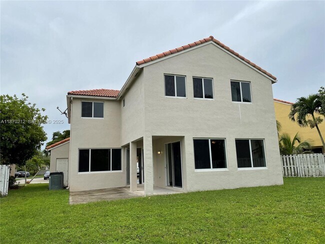 Building Photo - 784 Chimney Rock Rd