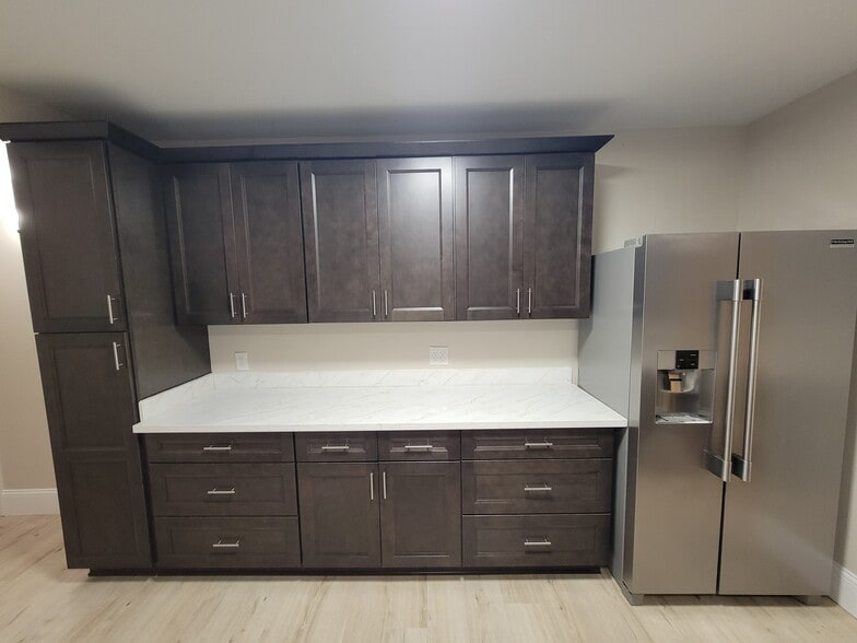 Building Photo - 12835 SW Grant Ave