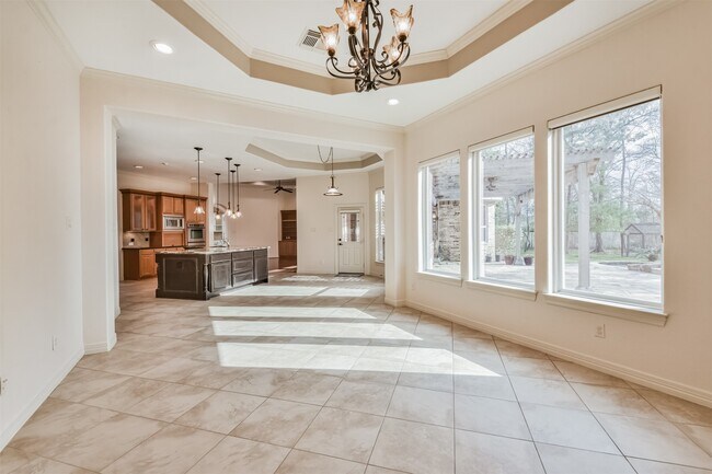 Building Photo - 2 Sagestone