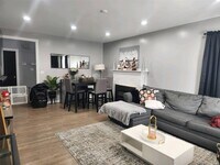 Building Photo - 1504 3rd St