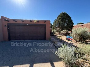 Building Photo - 2 Cochiti Trail
