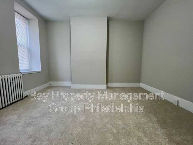 Building Photo - 613 Walnut St