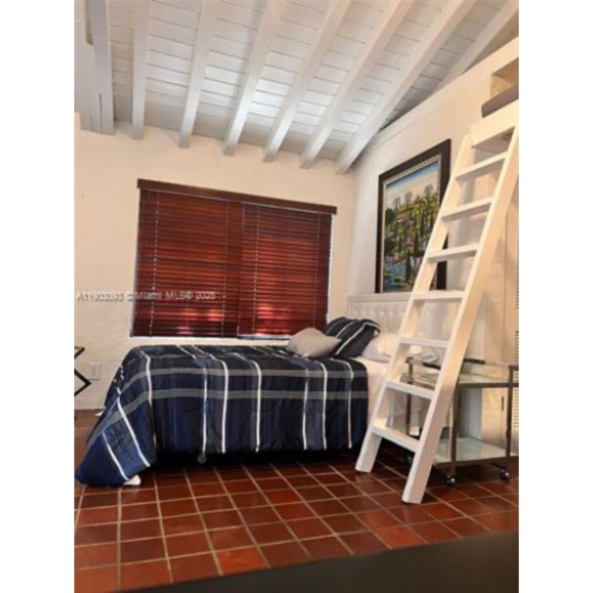 Building Photo - 1301 Milan Ave