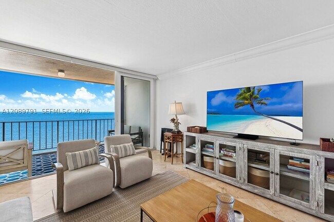 Building Photo - 881 Ocean Dr