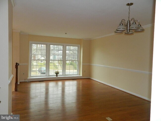 Primary Photo - 18520 Cherry Laurel Ln