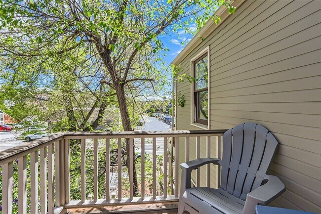 Building Photo - 2135 Spruce St