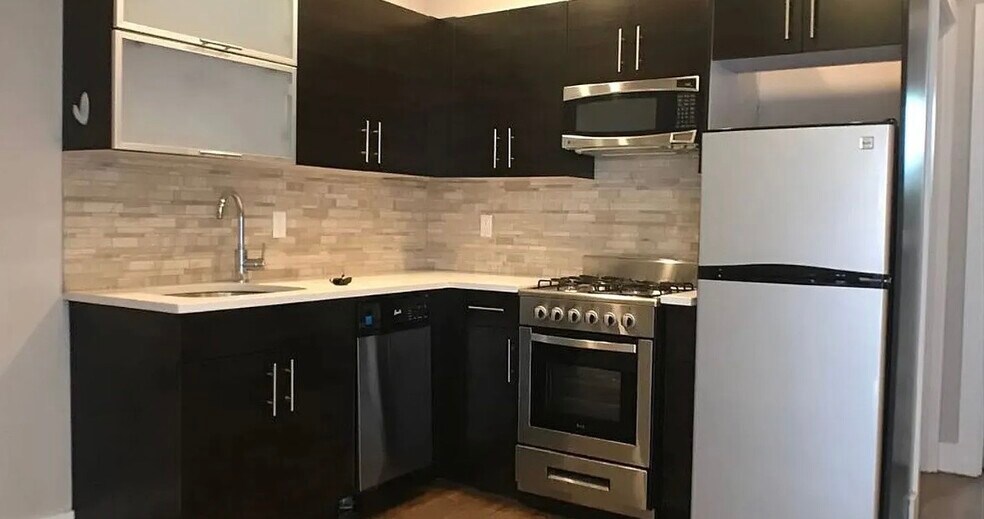 Building Photo - 43 Bushwick Ave