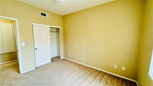 Building Photo - 1525 Spiced Wine Ave