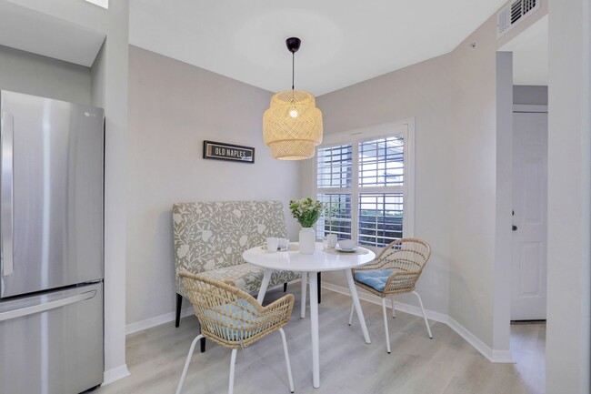 Building Photo - ** CALUSA BAY ** 2 BED / 2 BATH - CONDO - ...