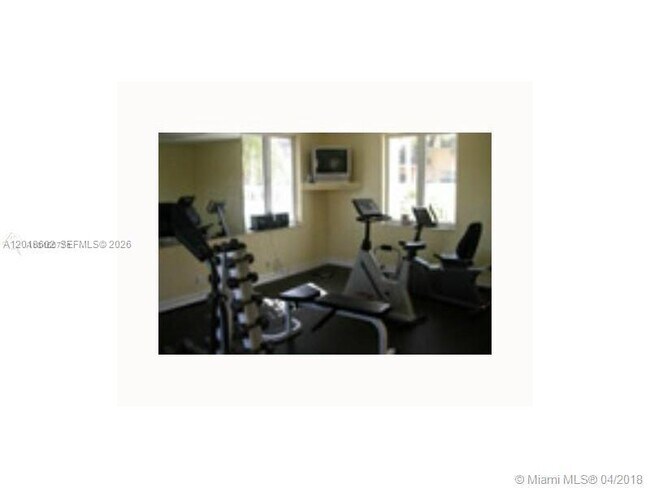 Building Photo - 6713 N Kendall Dr