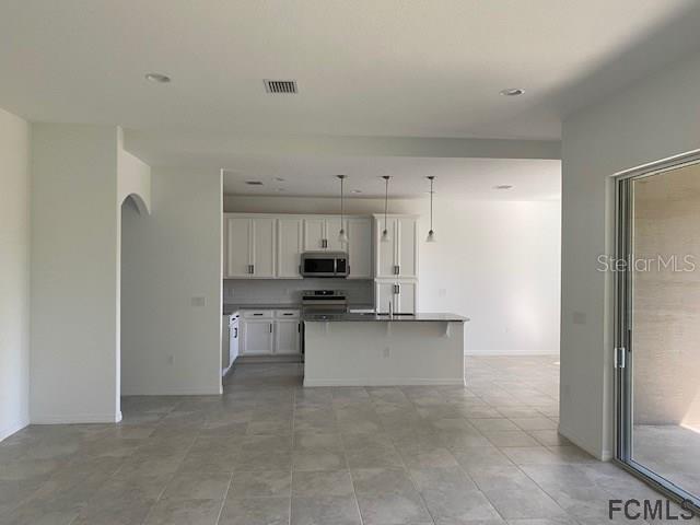 Building Photo - 30 Postwood Dr