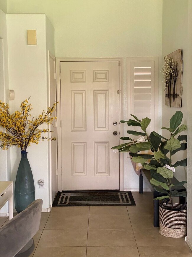 Building Photo - COMING SOON!! LOCATION! LOCATION! LOCATION! LOVELY 3 BEDROOM, 2.0 BATH SINGLE FAMILY HOME!