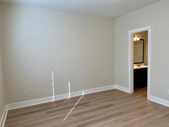 Building Photo - 7642 Chalk Hill