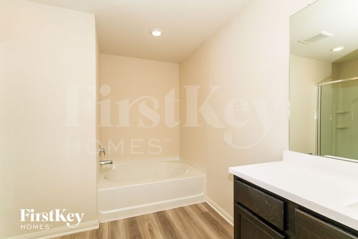 Building Photo - 26740 Frost Dr