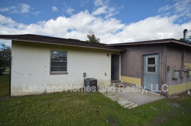 Building Photo - 115 Leelon Rd