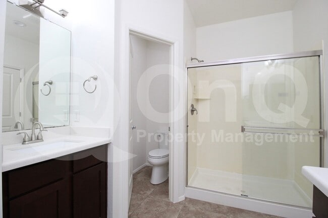 Building Photo - 3113 E Danbury Rd