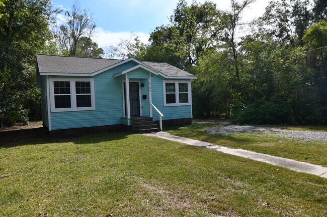 Building Photo - Charming Updated 2-Bedroom Home in Baton Rouge – Move-In Ready!