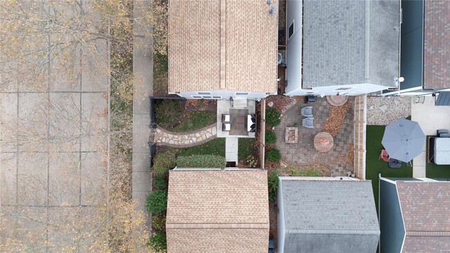 Building Photo - 3510 E Arpent St
