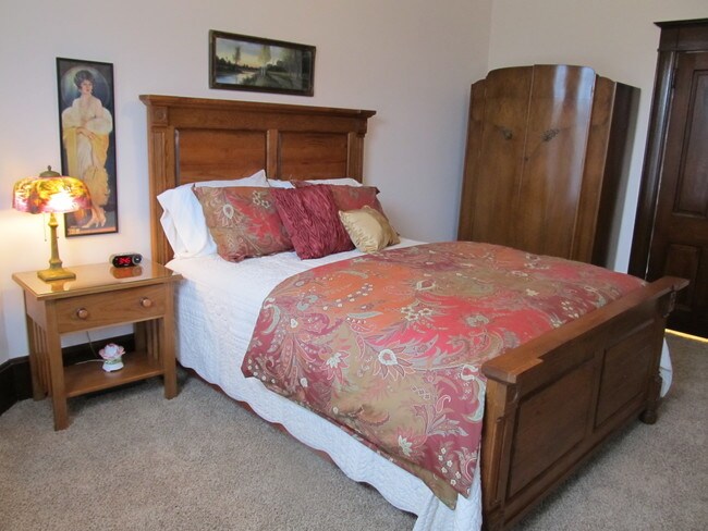 Bedroom - 301 W 2nd St